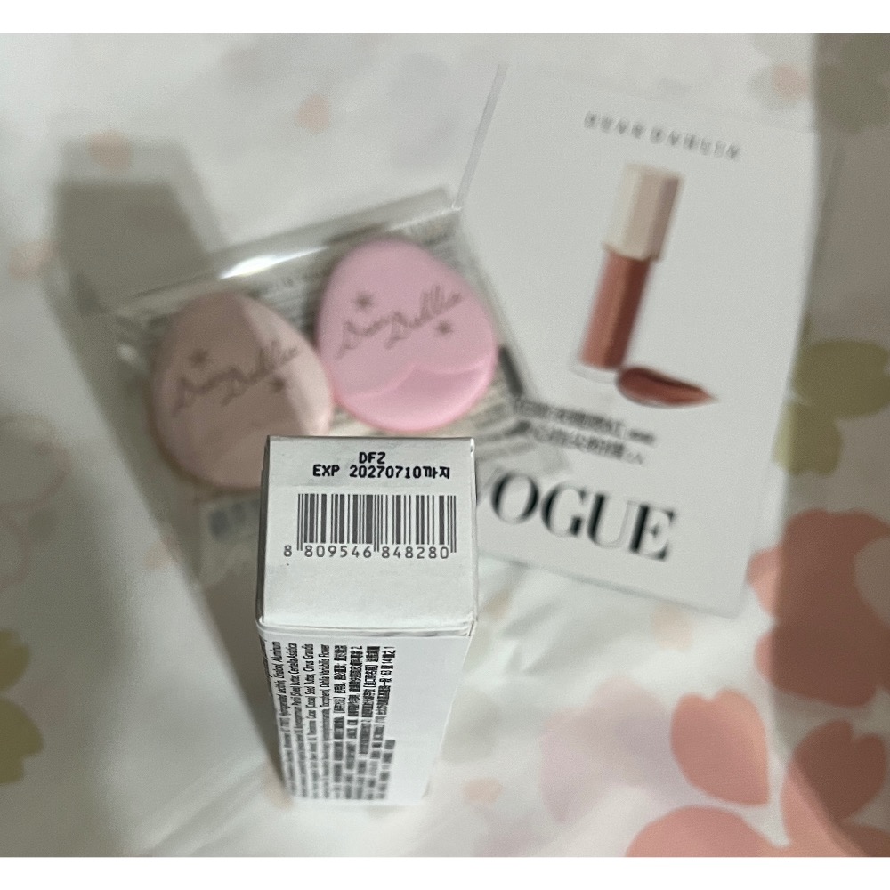 全新【 Deardahlia 花瓣液體腮紅[善變] + 愛心指尖粉撲(2入)】-細節圖3