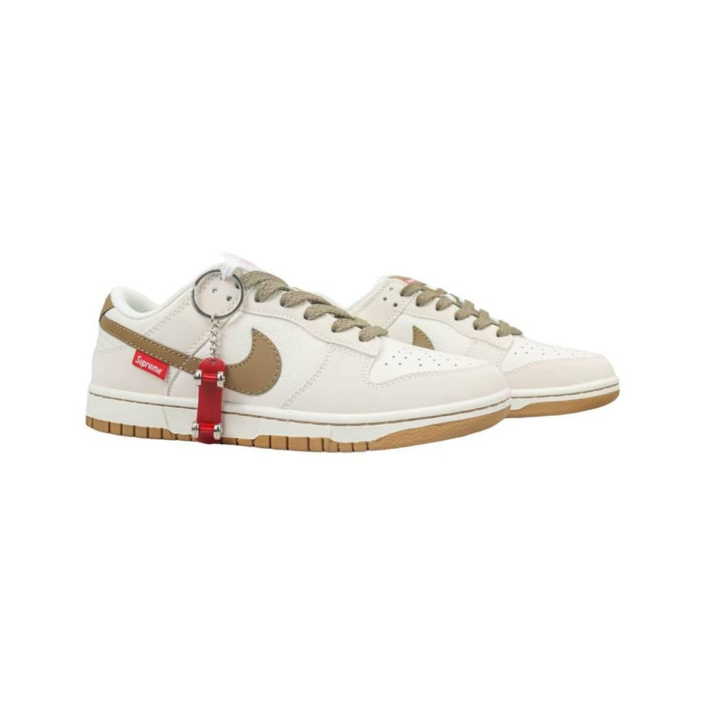 NK Dunk Low x Supreme 聯名款 黑糖奶茶/深棕色/米棕底深棕勾 男女通用款鞋-細節圖4