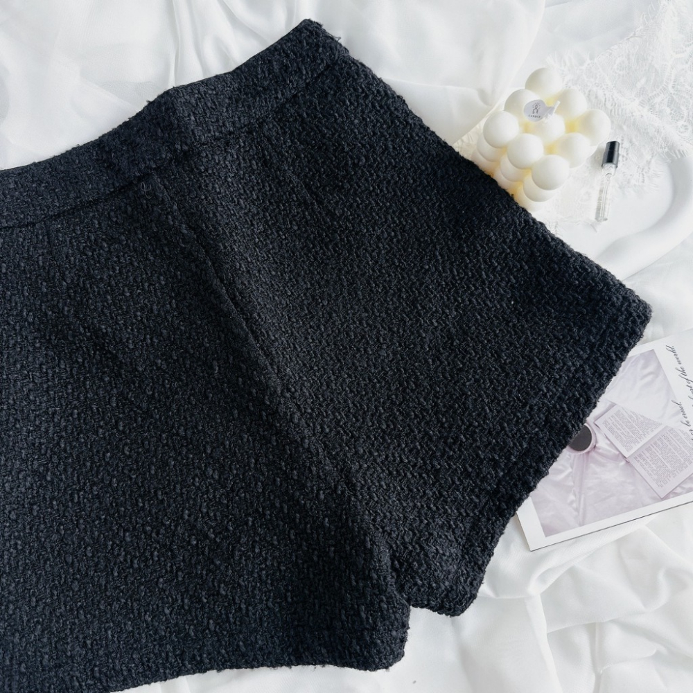 小香風短褲 黑色短褲 秋冬短褲 單釦素面短褲 顯瘦 時尚百搭 黑色-細節圖3