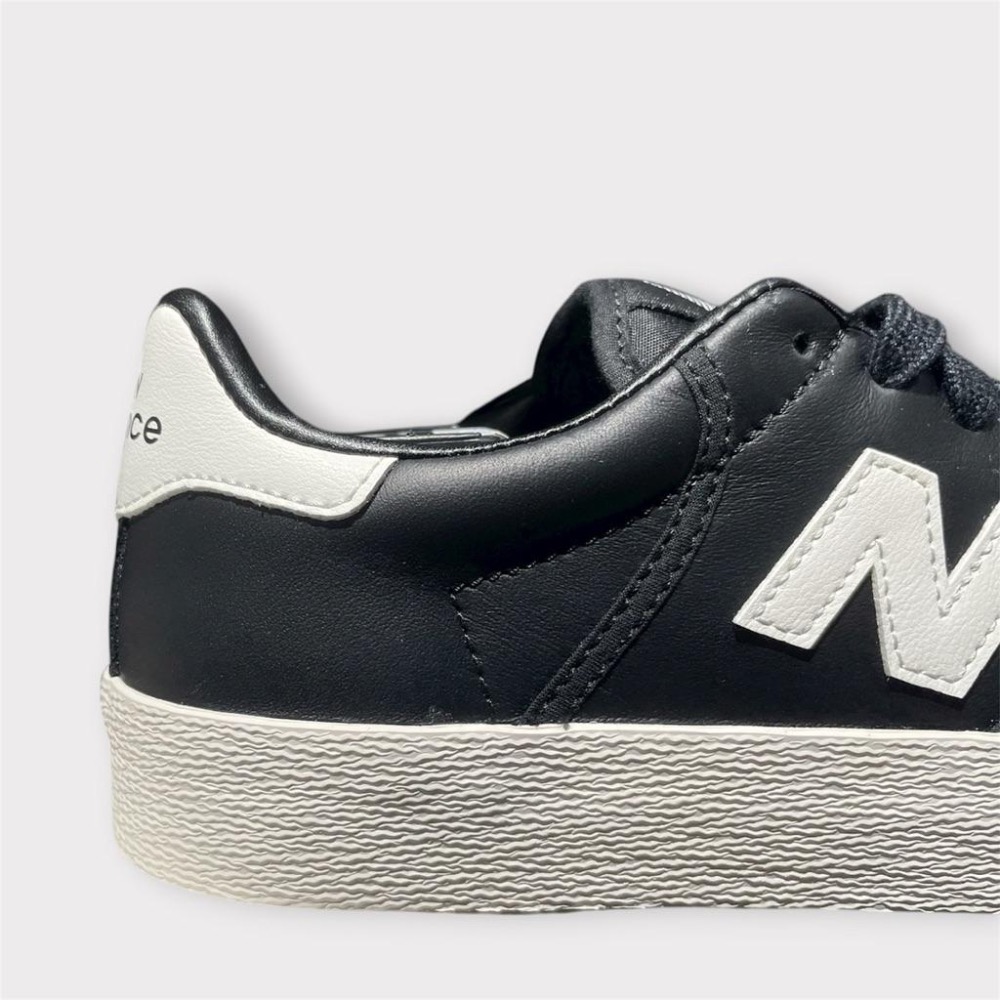 New Balance BB100LBK D楦 皮革100系列 復古休閒鞋（中性款）-細節圖3