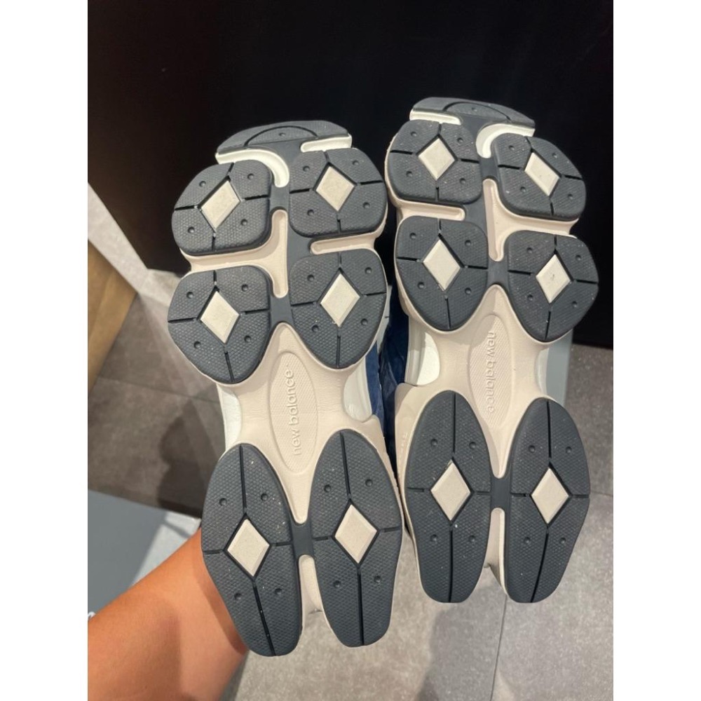 New Balance U9060EEF D楦 麂皮 9060系列 復古休閒鞋（中性款）-細節圖6