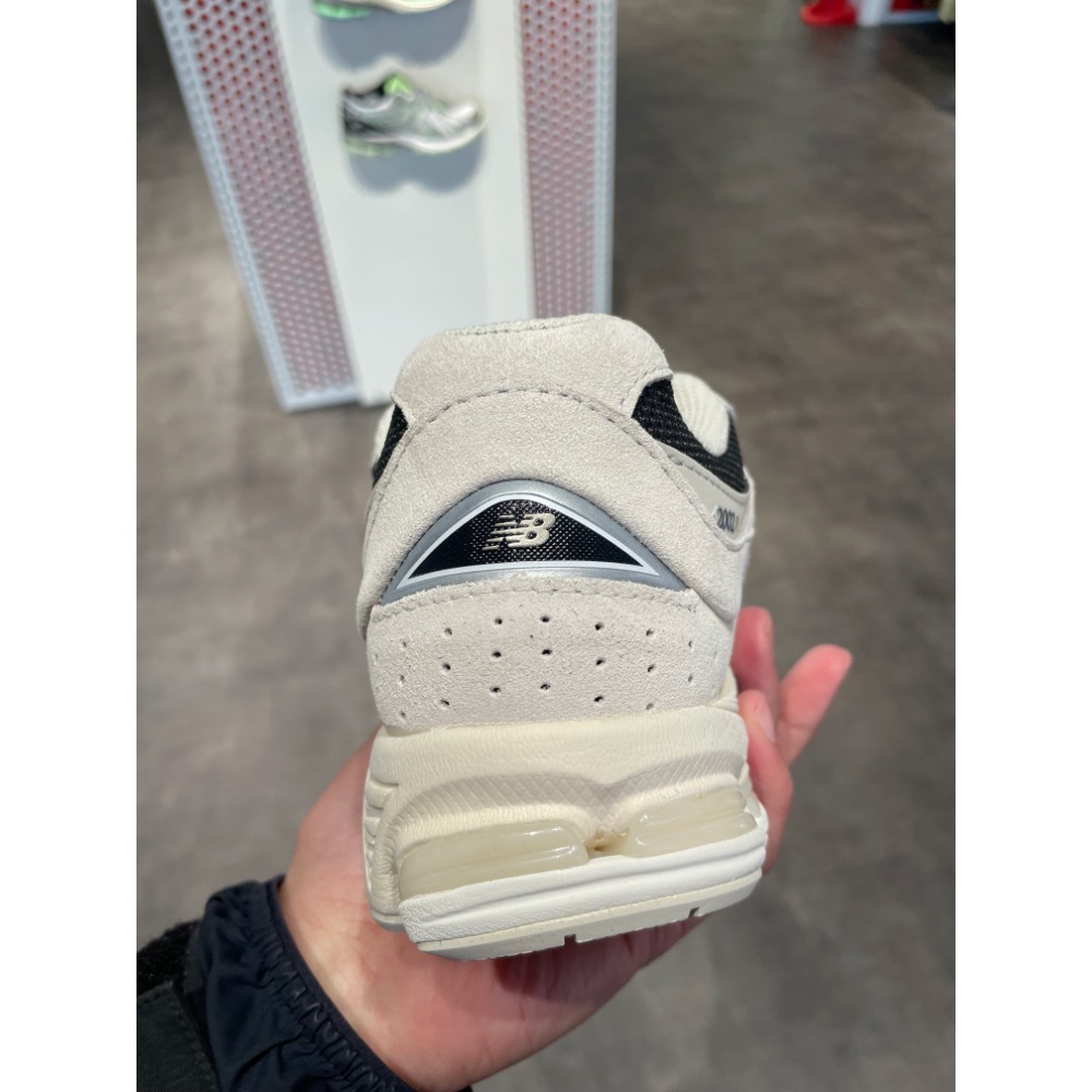 New Balance U2002RN D楦 麂皮/網眼 緩震 2002R 男女鞋 復古休閒鞋（中性款）-細節圖6