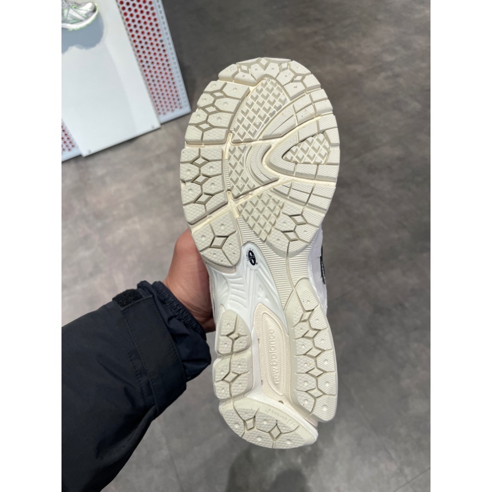 New Balance U2002RN D楦 麂皮/網眼 緩震 2002R 男女鞋 復古休閒鞋（中性款）-細節圖7