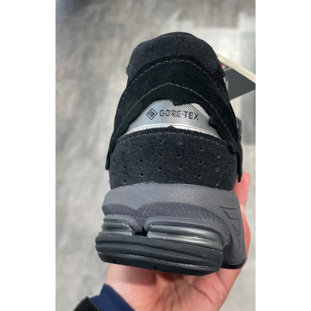 New Balance U20023MB D楦 麂皮/網眼 Gore-Tex 防水 U2002DX 復古休閒鞋（中性款）-細節圖6
