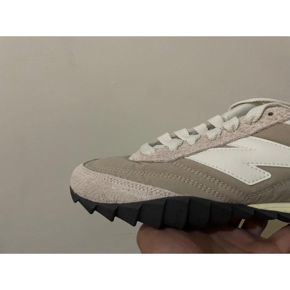 New Balance URC30EC D楦 麂皮/尼龍  RC30 復古休閒鞋（現貨26.5cm）-細節圖4