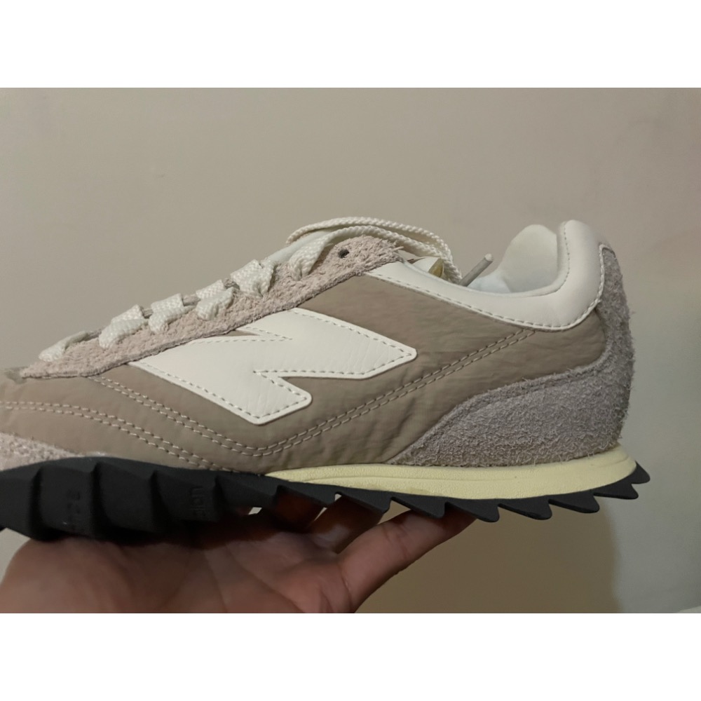 New Balance URC30EC D楦 麂皮/尼龍  RC30 復古休閒鞋（現貨26.5cm）-細節圖5