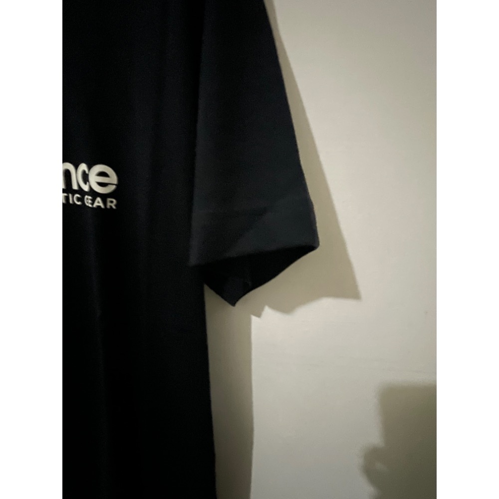 New Balance MT51933BK 美版 純棉 logo 休閒 短袖上衣-細節圖3