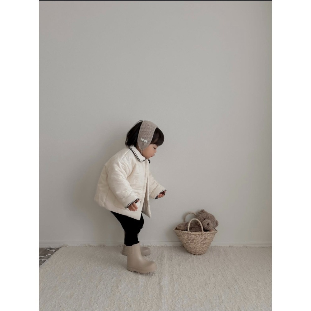 25冬 atomeme 正韓 可愛車線壓紋翻領外套 兩色-細節圖7