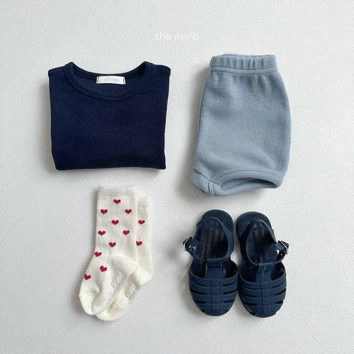 25秋 正韓 minirobe 愛心中筒襪 三色一組-細節圖4