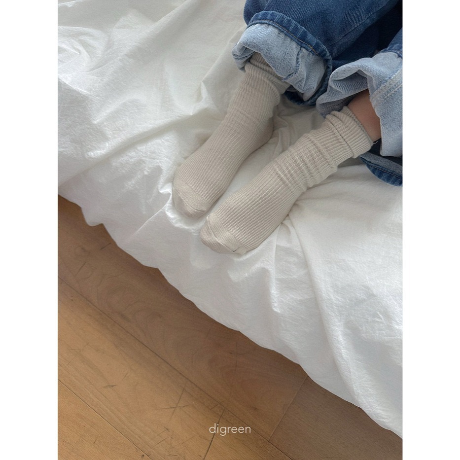 25冬 正韓 digreen 舒適坑條中筒襪 三色一組-細節圖4