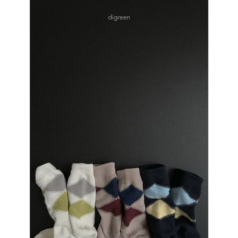 25冬 正韓 digreen 經典菱格中筒襪 三色一組-細節圖6