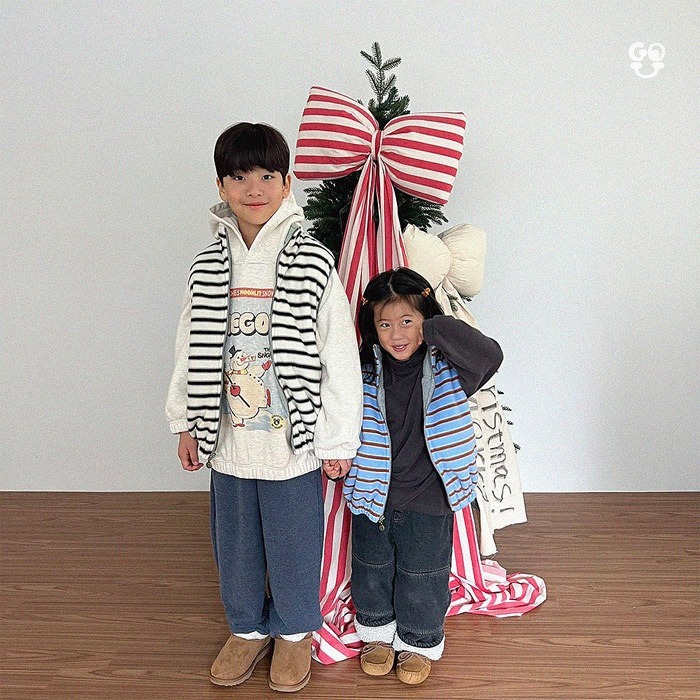 25冬 正韓 GOU 橫條 雙面穿 背心 兩色-細節圖3