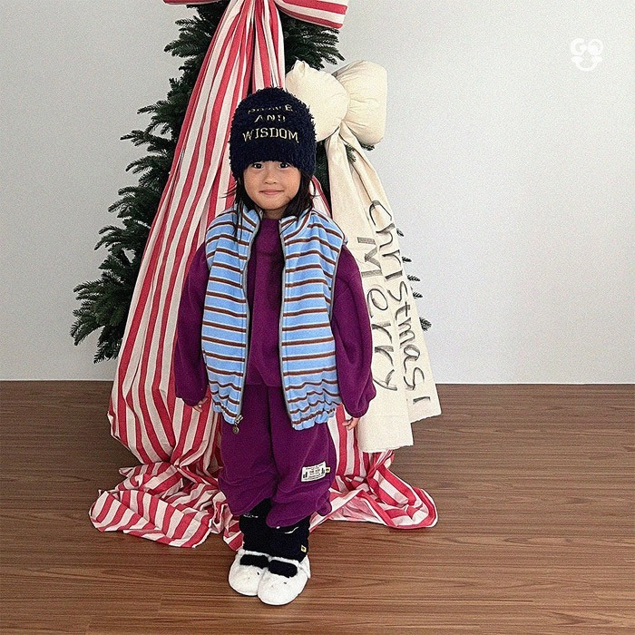 25冬 正韓 GOU 橫條 雙面穿 背心 兩色-細節圖6