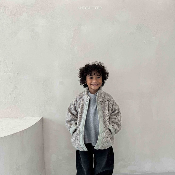 25冬 正韓 and_butter 煙火QQ毛 兩面穿 外套 兩色-細節圖3