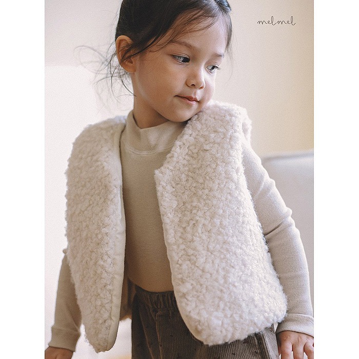 25冬 正韓 melmel bear QQ毛 背心 兩色-細節圖2