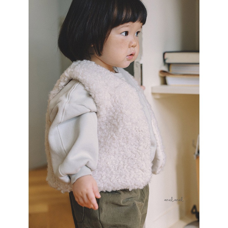 25冬 正韓 melmel bear QQ毛 背心 兩色-細節圖5