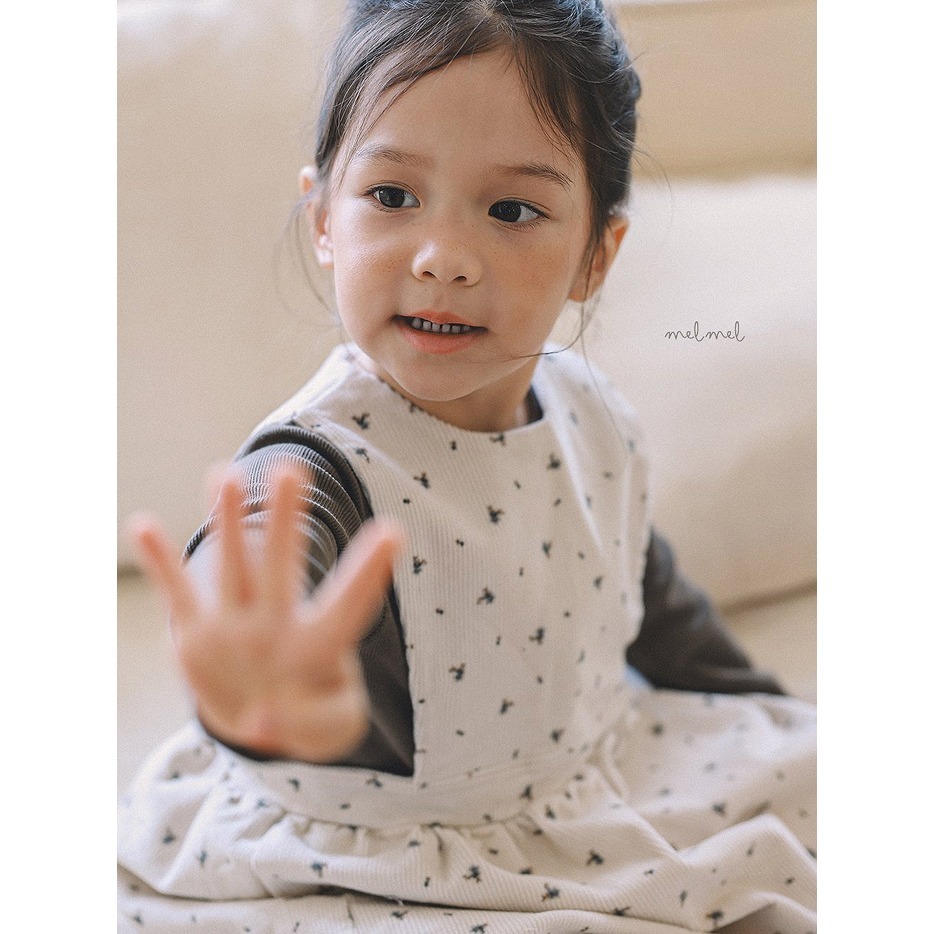 25冬 正韓 melmel 高質感 碎花 連身洋裝 兩色-細節圖2