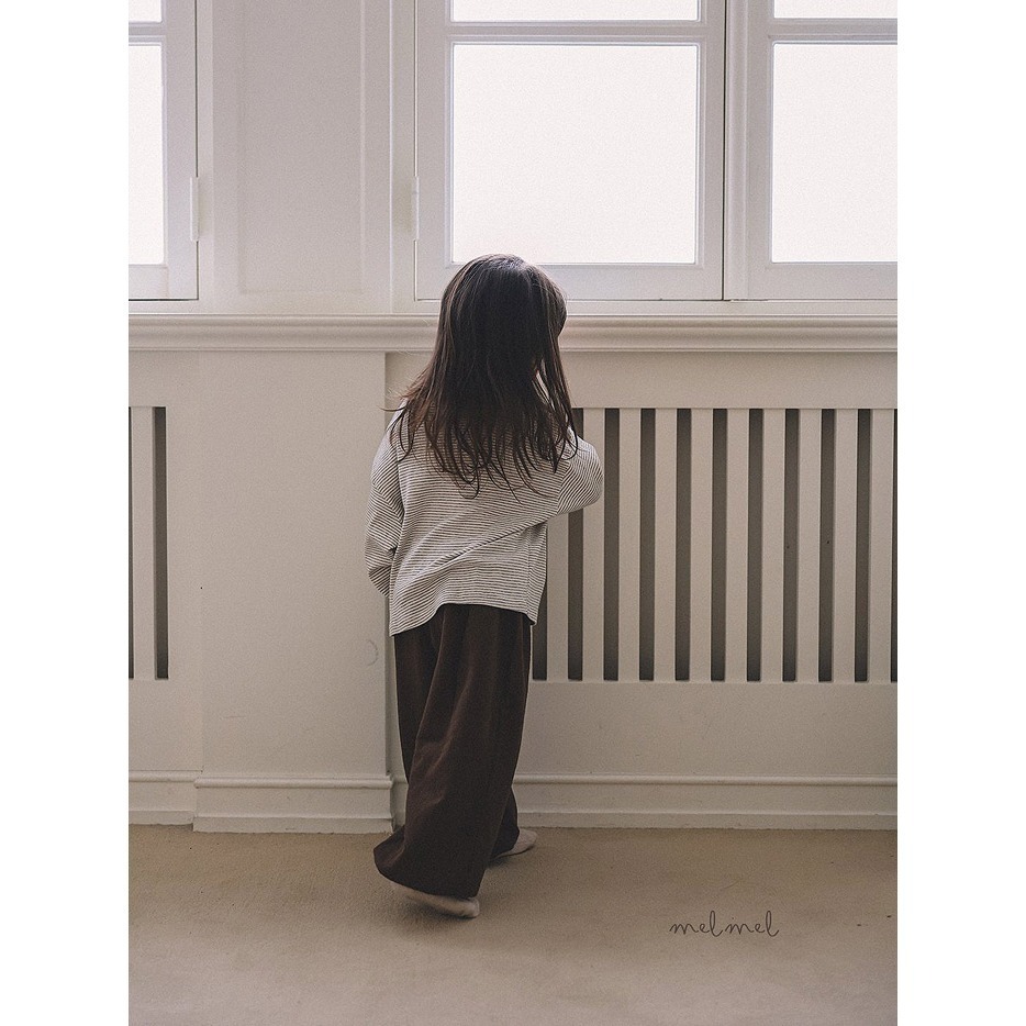 25冬 正韓 melmel 坑條 寬鬆 長褲 兩色-細節圖2