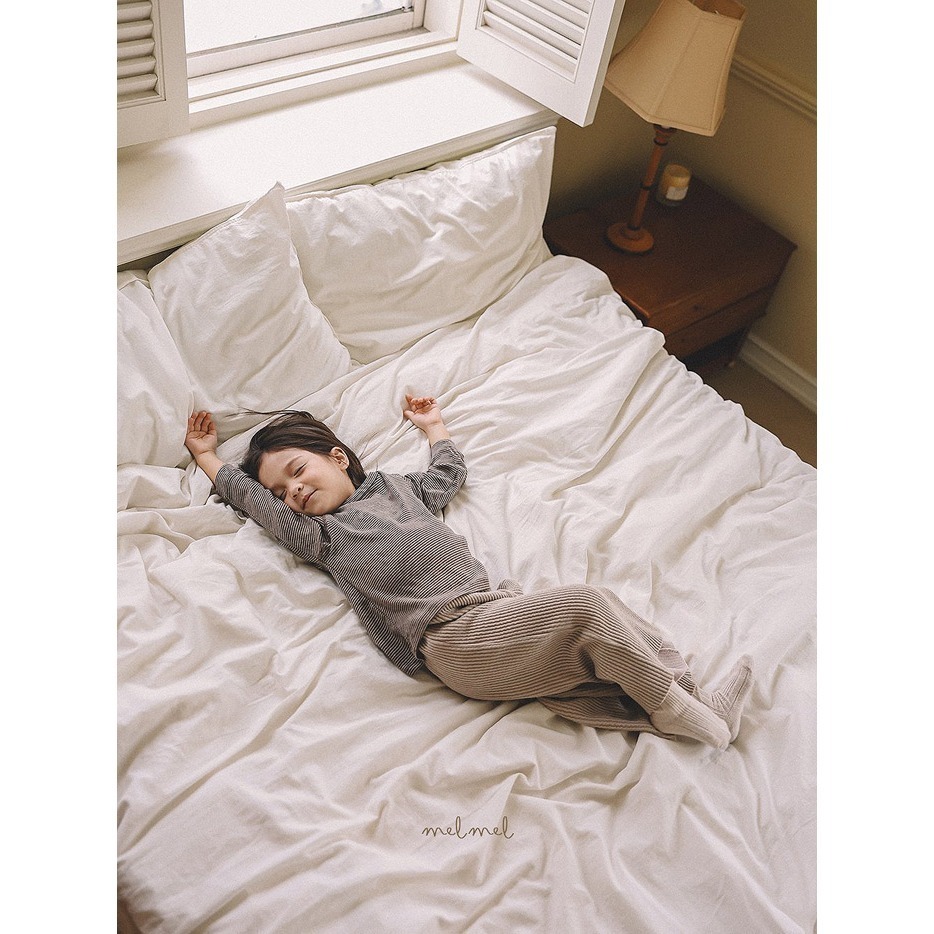 25冬 正韓 melmel 坑條 寬鬆 長褲 兩色-細節圖8