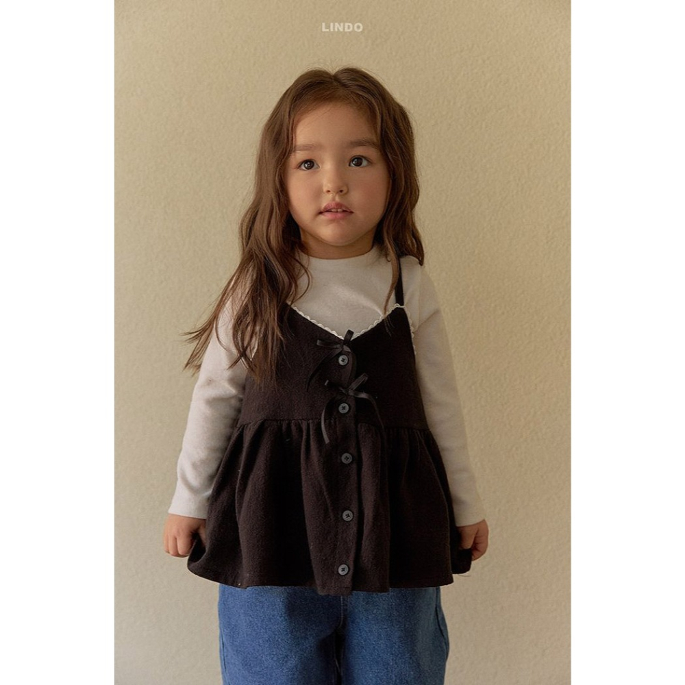 25冬 正韓 lindo 可愛爆表 蝴蝶結 細肩帶 背心 兩色-細節圖2