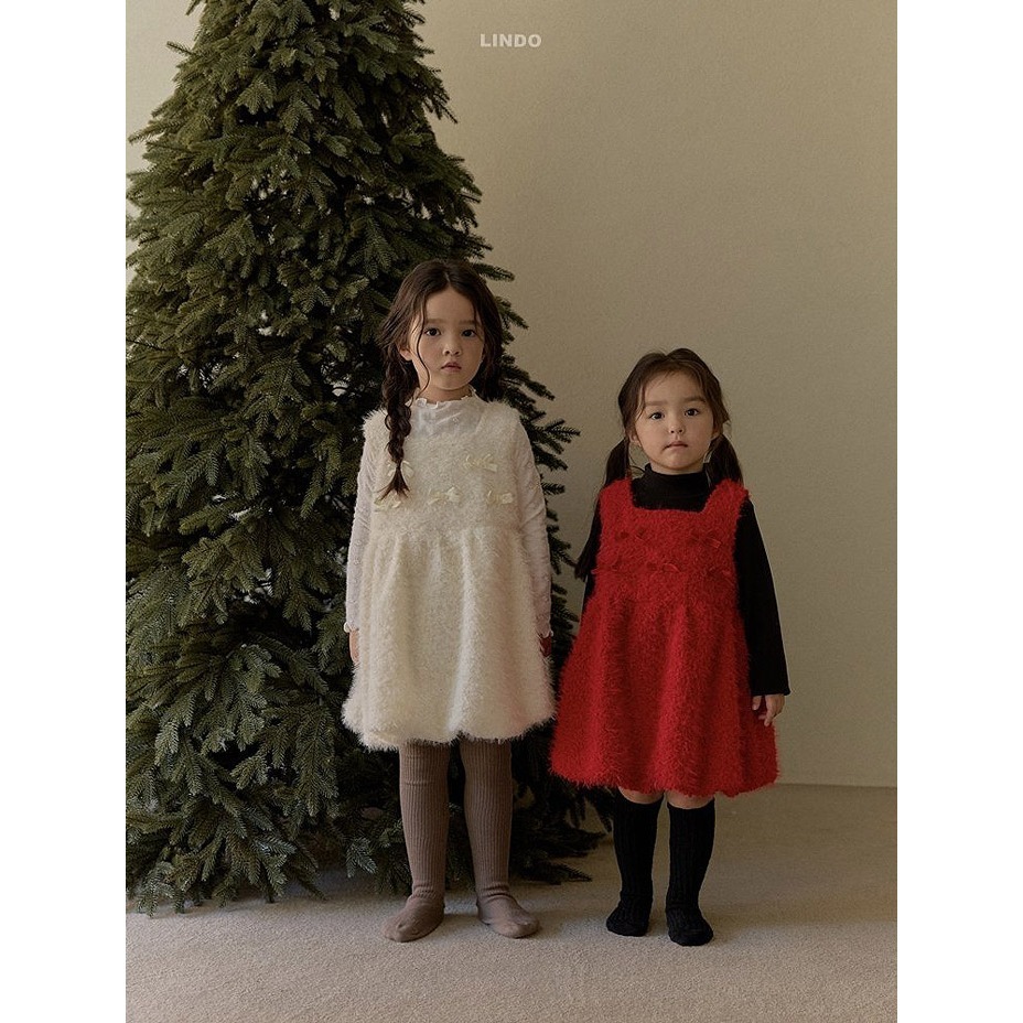 25冬 正韓 lindo 氣質壓紋 木耳邊 內搭 微高領 素Ｔ 三色-細節圖2