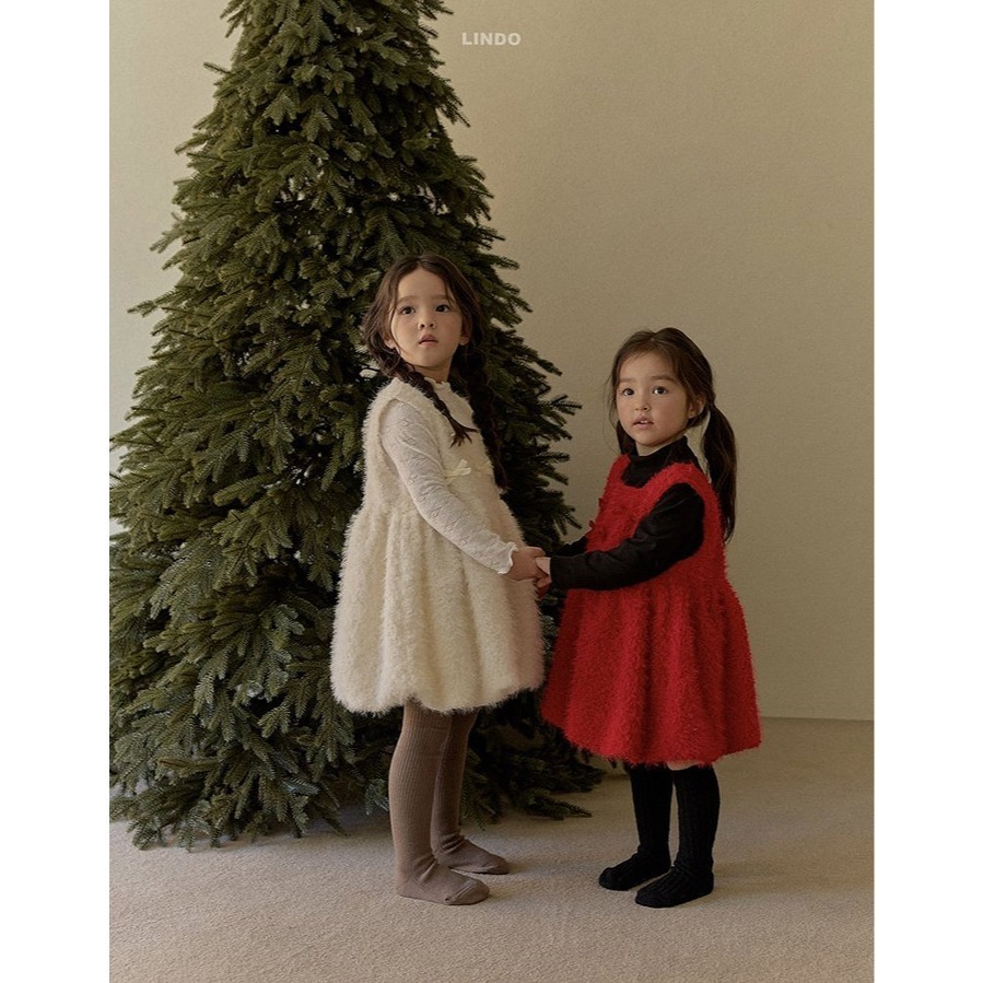 25冬 正韓 lindo 氣質壓紋 木耳邊 內搭 微高領 素Ｔ 三色-細節圖5