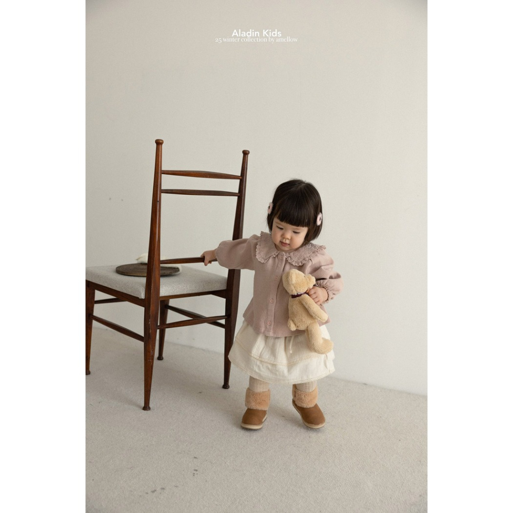 25冬 正韓  aladin  溫暖小姊姊 布蕾縮口上衣 （兩色）-細節圖3