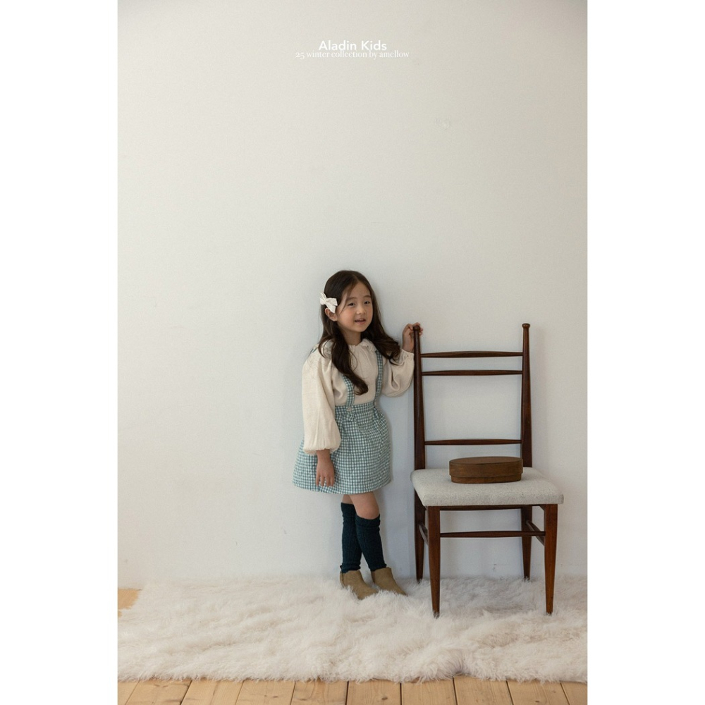 25冬 正韓  aladin  溫暖小姊姊 布蕾縮口上衣 （兩色）-細節圖7