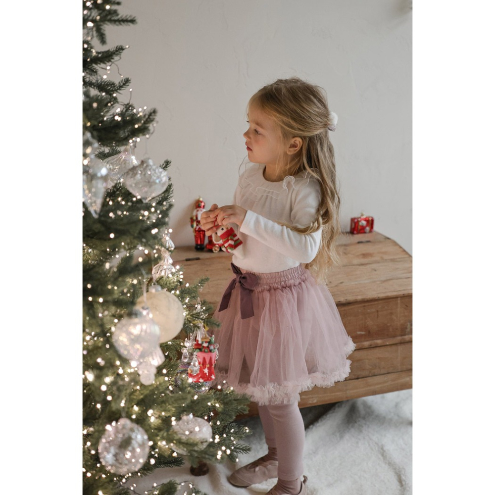 25冬 正韓 FLO 高級領口滾紗 上衣 （三色）-細節圖2