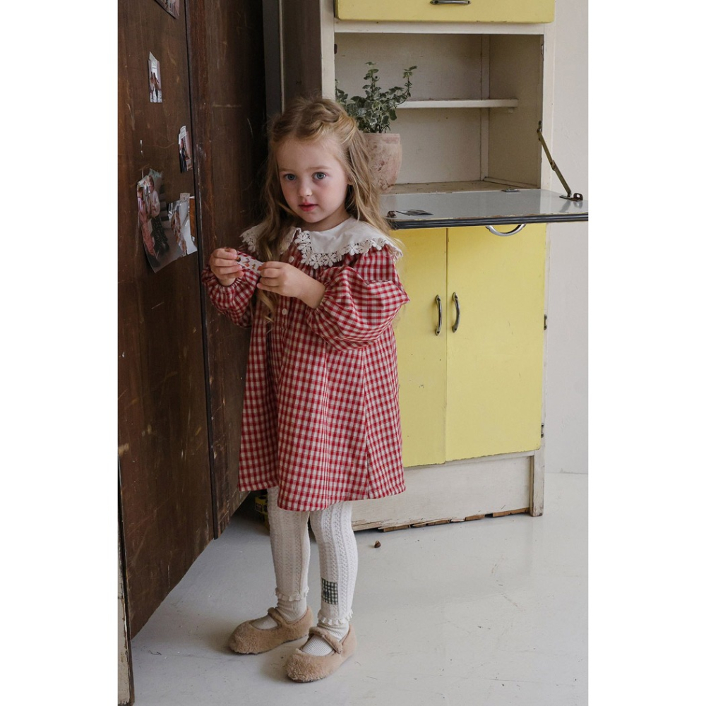 25冬 正韓 FLO 復古翻領布蕾 洋裝（兩色）-細節圖7