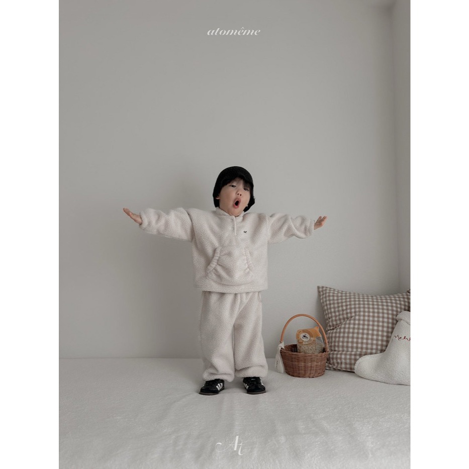 25冬 正韓 atomeme Fleece 立領滾邊配色上衣（兩色）-細節圖2