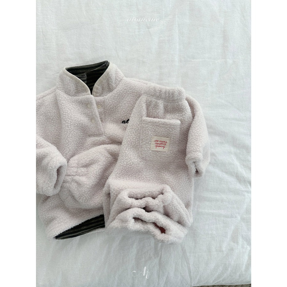 25冬 正韓 atomeme Fleece 立領滾邊配色上衣（兩色）-細節圖4