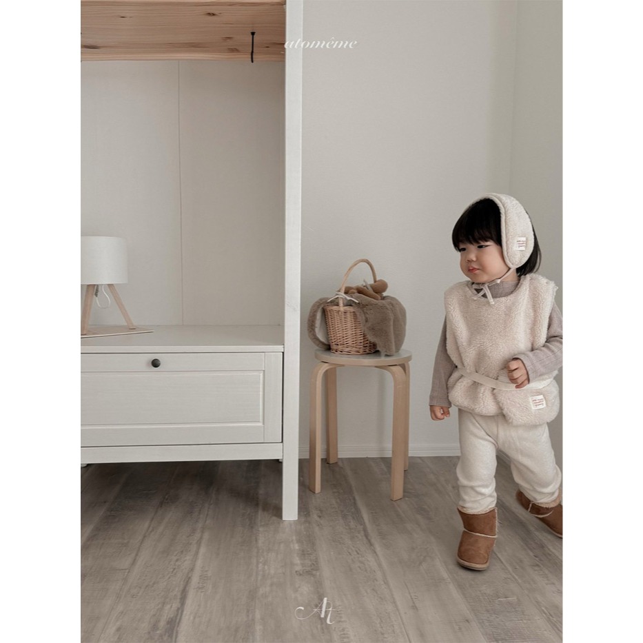 25冬 正韓 atomeme 舒適毛毛 可拆式背心（兩色）-細節圖2
