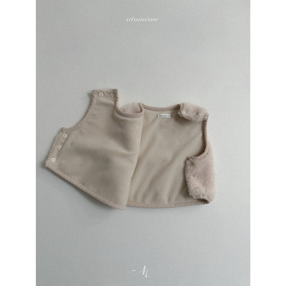 25冬 正韓 atomeme 舒適毛毛 可拆式背心（兩色）-細節圖7