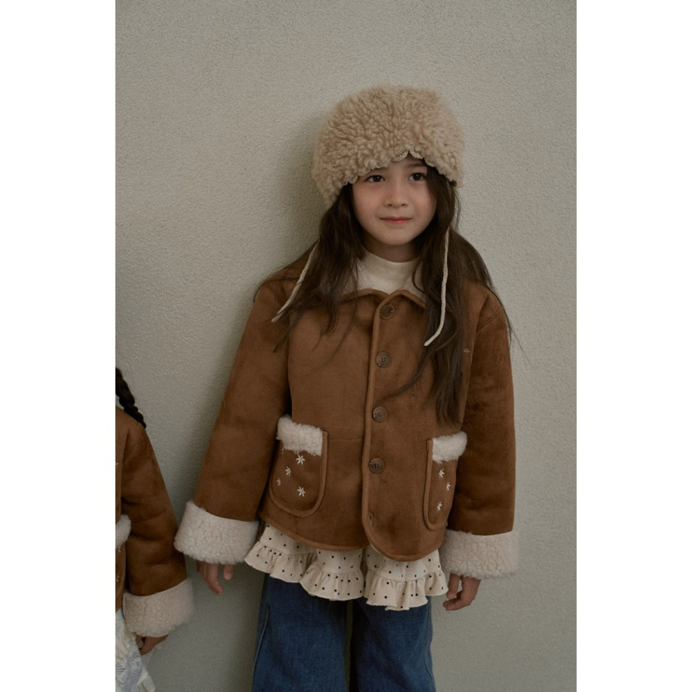 25冬 正韓 momoann 點點絨 後綁帶 小裙擺背心（兩色）-細節圖3