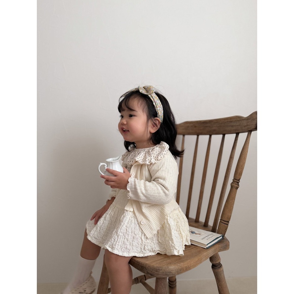 26春 正韓 mimimarket 木耳邊壓紋 小外套（兩色）-細節圖4