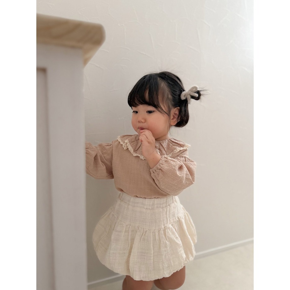 26春 正韓 mimimarket 高質感 布蕾波浪領上衣（兩色）-細節圖2