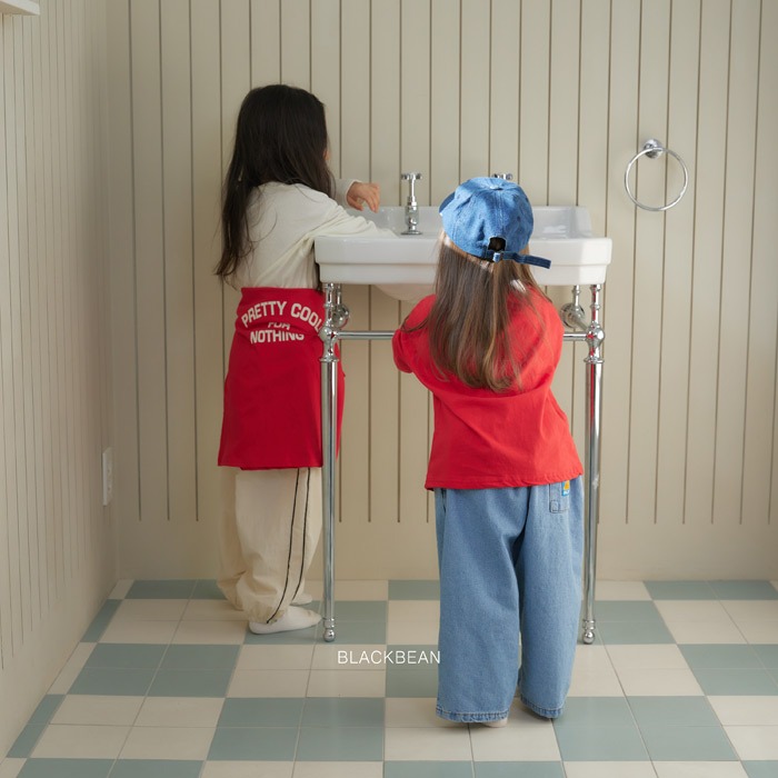 26春 正韓 blackbean 字母 上衣 幼童款(84~120cm)-細節圖4