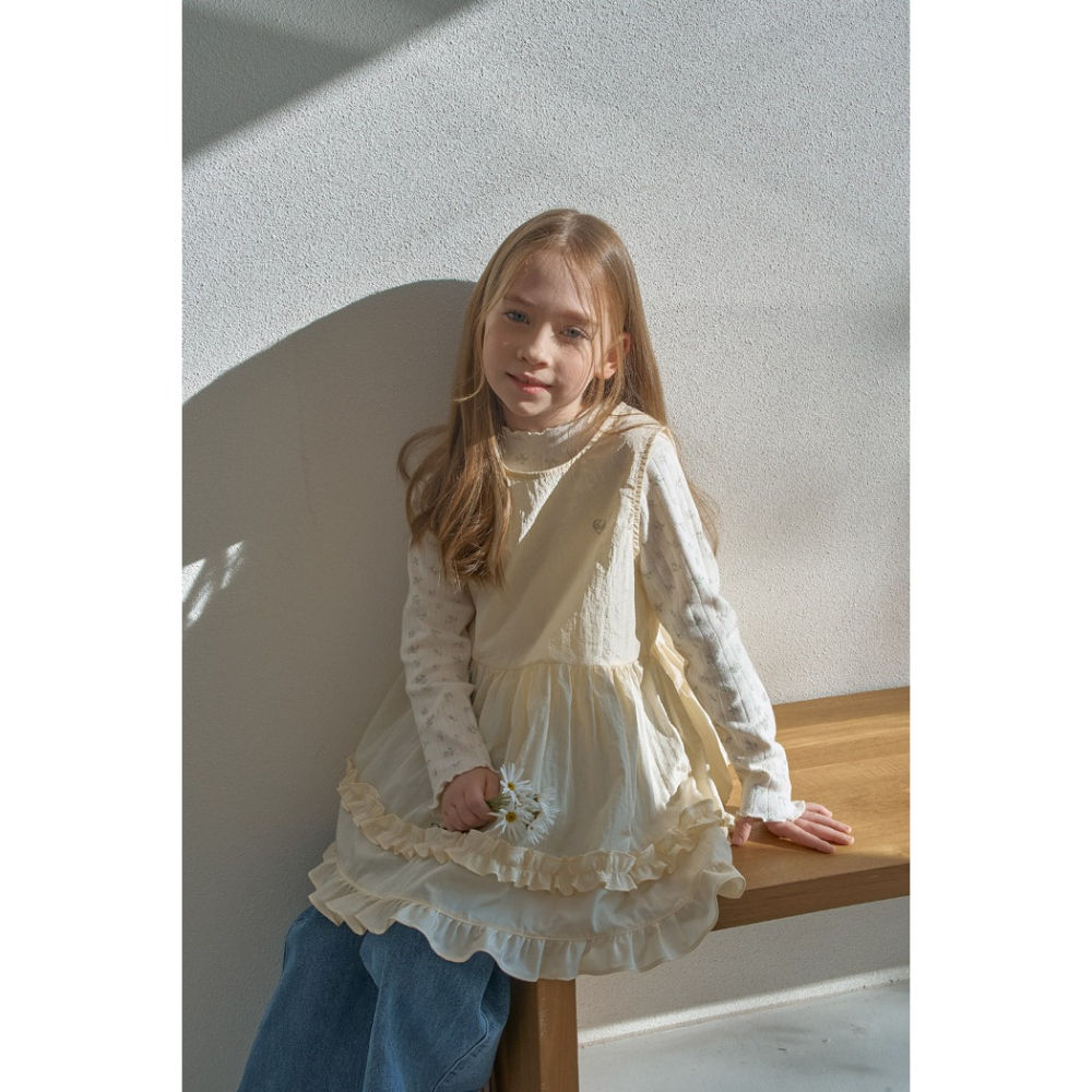 26春 正韓 momoann 日常滿分 百搭木耳邊上衣 (90~130cm)-細節圖5