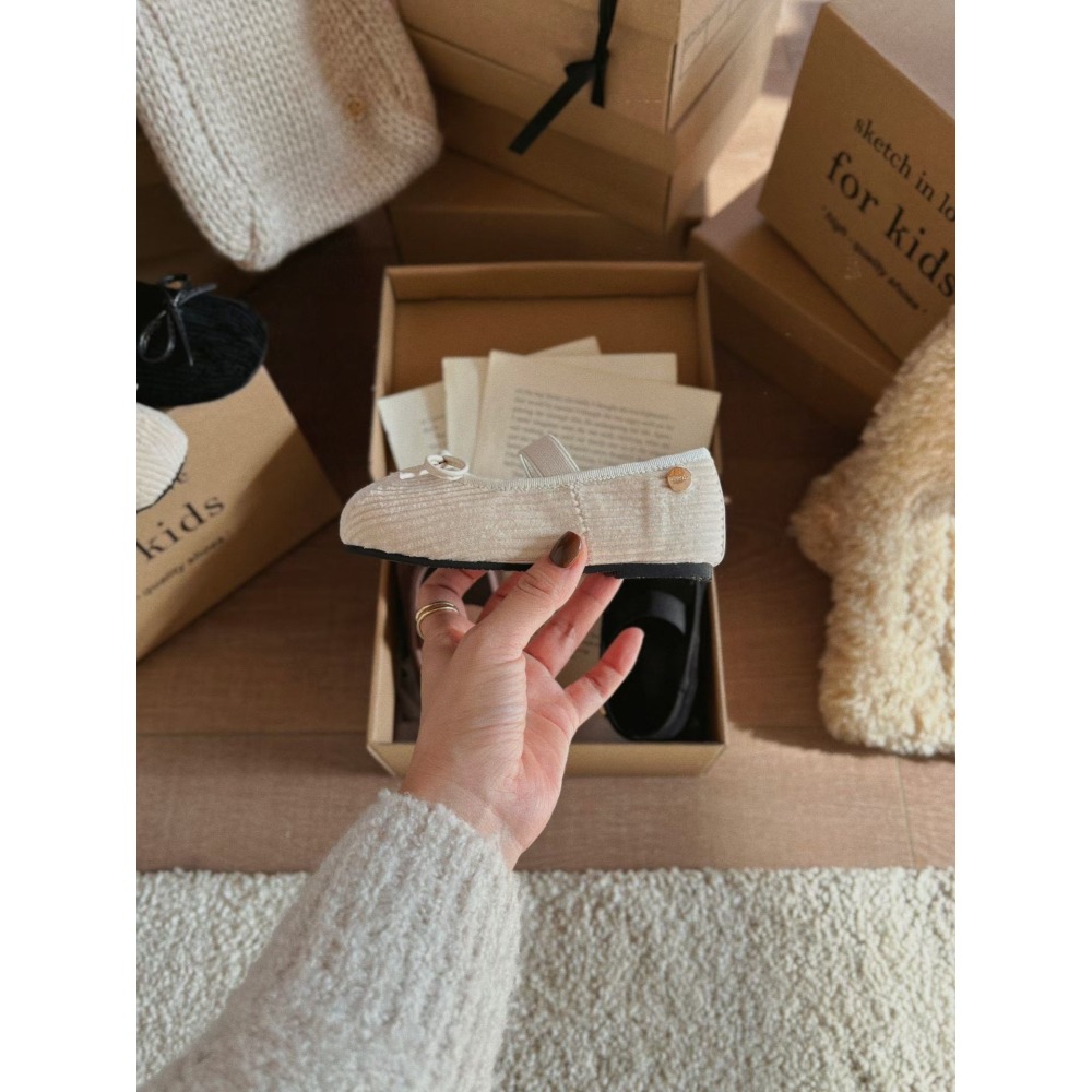 正韓 sketch in love 燈芯絨瑪莉珍鞋 親子款-幼童款（14-19cm)-細節圖4