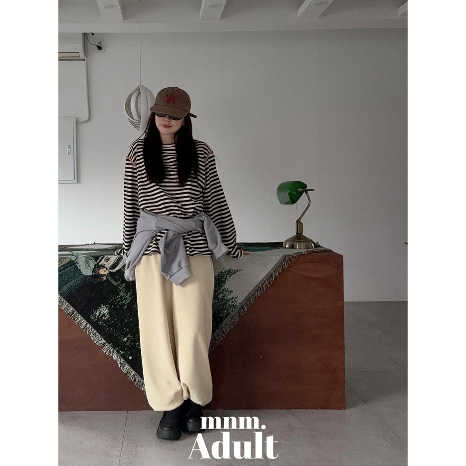 26春 正韓 Minimal Urban Minimal｜城市感拼接條紋長袖上衣（85-145cm)-細節圖7