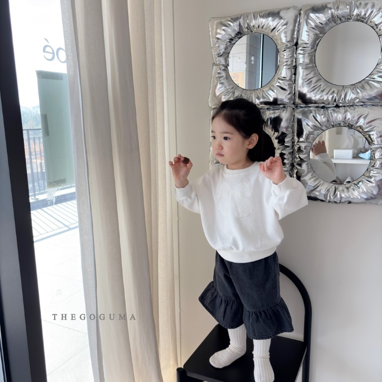 26春 正韓 thegoguma Urban Minimal｜極簡日常蝴蝶結大學Ｔ（85-142cm)-細節圖6