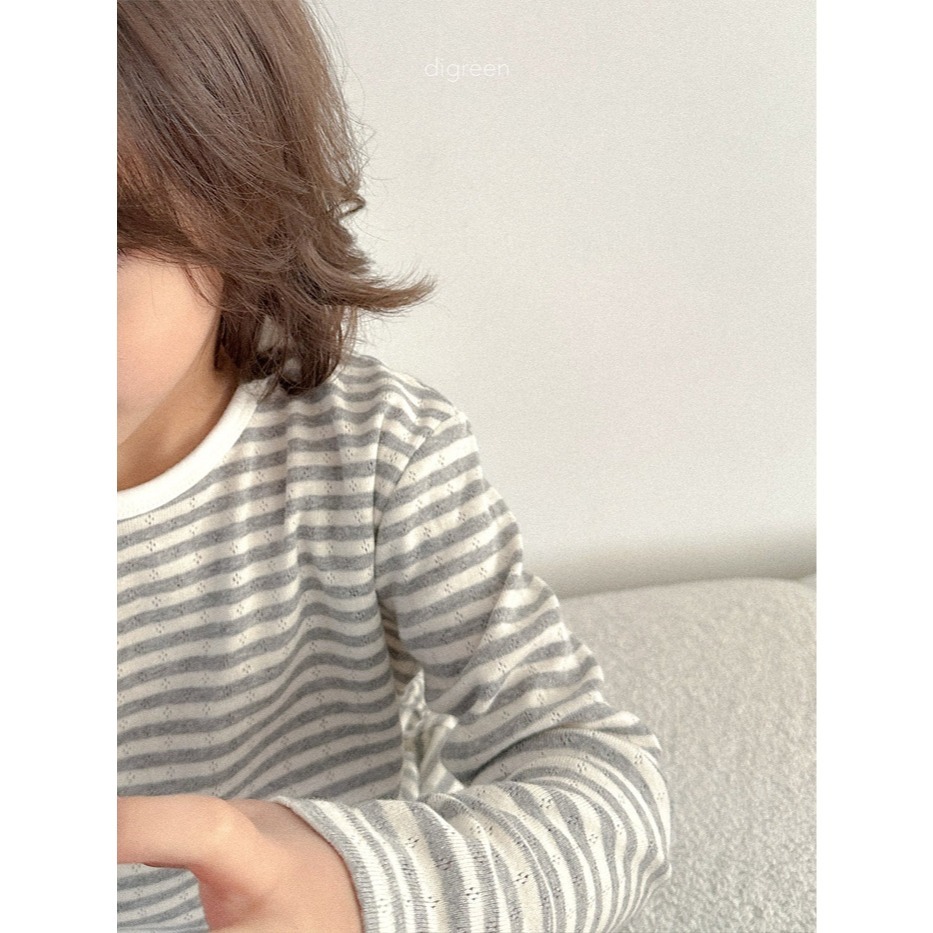 26春 正韓 DIGREEN｜Everyday Playground｜質感壓紋 條紋上衣 細節控最愛 自留款-細節圖4