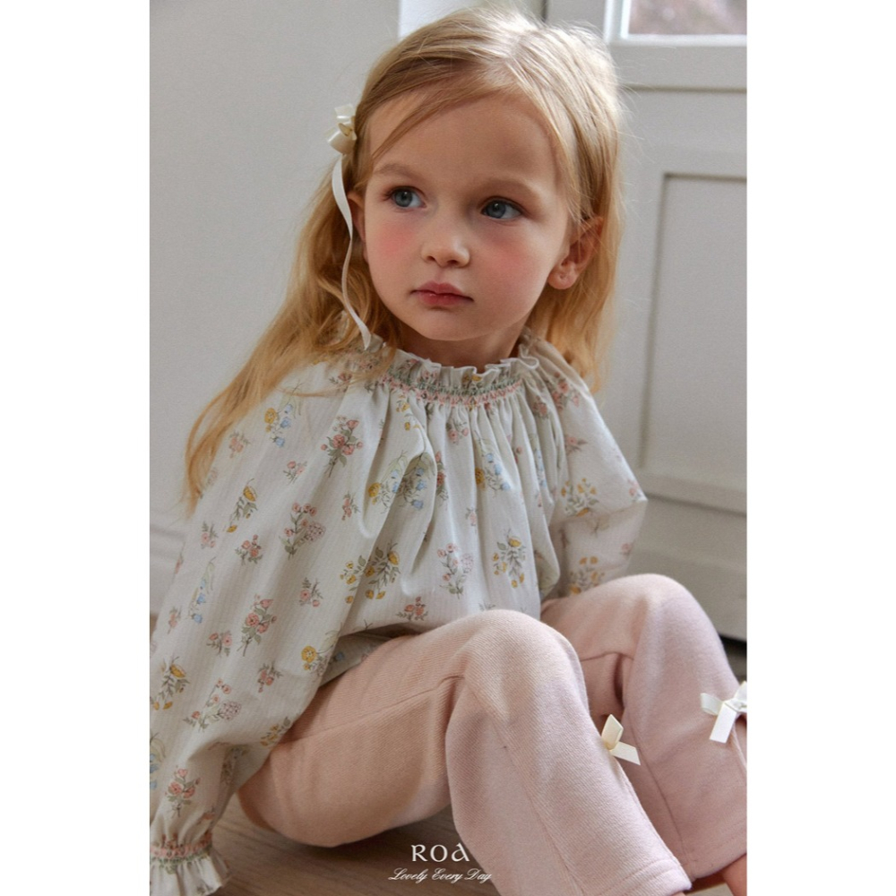 26春 正韓 ROA｜Lovely Every Day｜細緻抓皺宮廷上衣-細節圖4