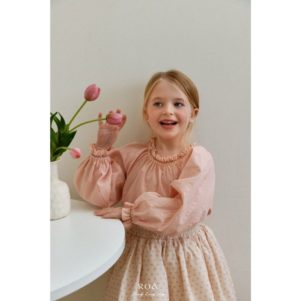 26春 正韓 ROA｜Lovely Every Day｜細緻抓皺宮廷上衣-細節圖5