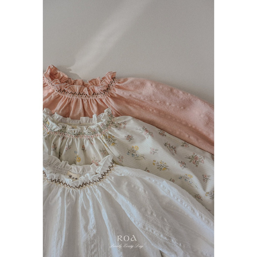 26春 正韓 ROA｜Lovely Every Day｜細緻抓皺宮廷上衣-細節圖7