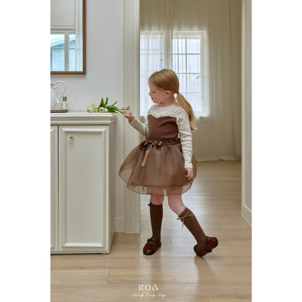 26春 正韓 ROA｜Lovely Every Day｜春日感 蝴蝶結壓紋上衣-細節圖2