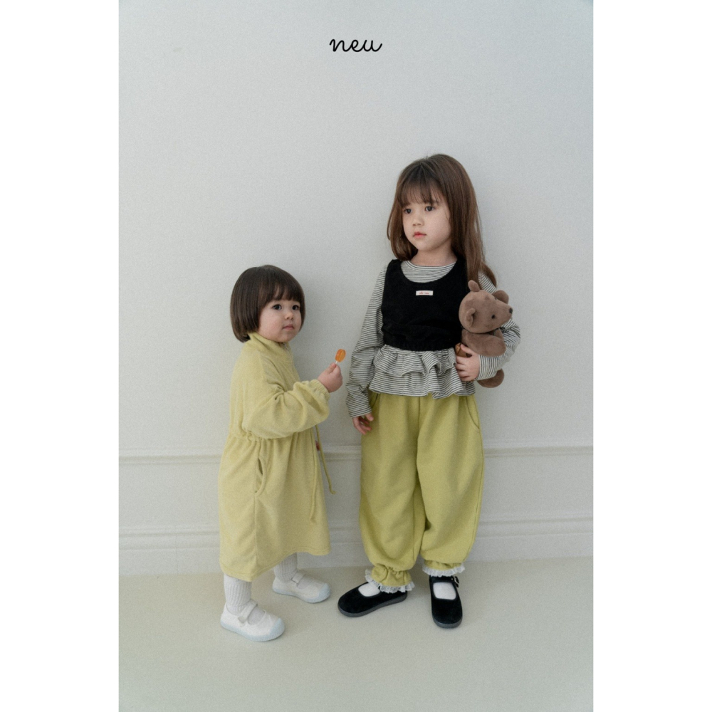 26春 正韓 neu｜Little Vintage 蕾絲小細節 慢跑褲 米/綠-細節圖3