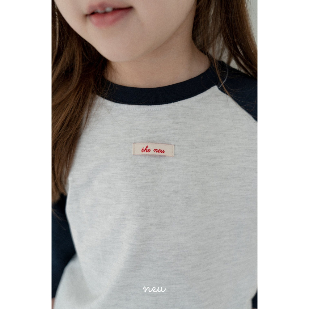 26春 正韓 neu｜Little Vintage 棒球Ｔ七分袖上衣 白/藍-細節圖4