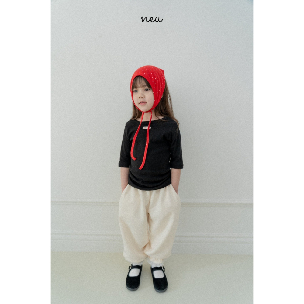 26春 正韓 neu｜Little Vintage 五分袖後簍空 壓紋上衣 灰/黑/橄欖綠-細節圖4